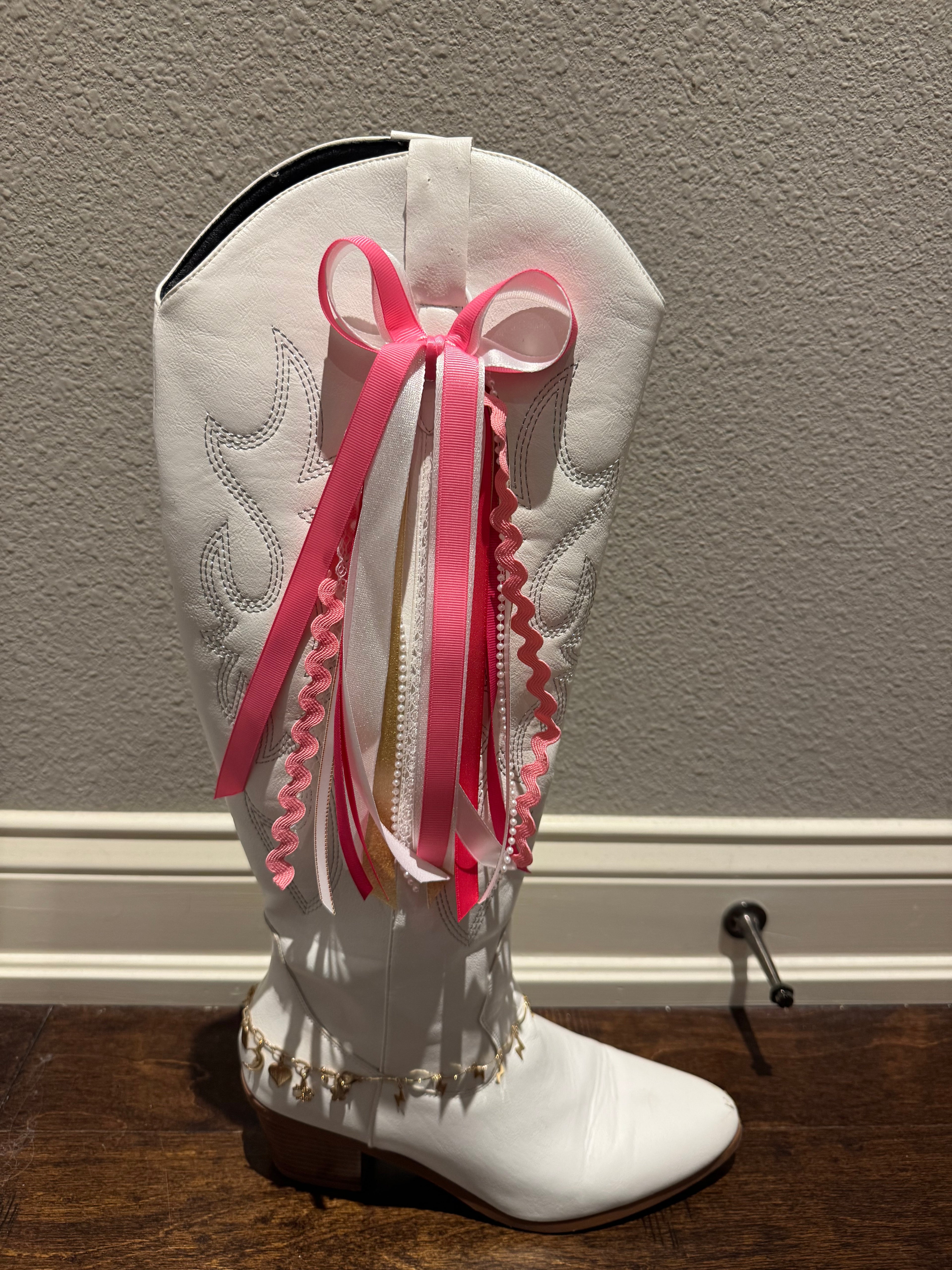 Cloud 9 Boot Bows
